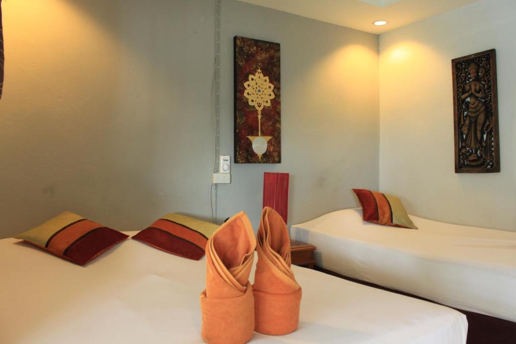 Beach Resort Hacienda Thongsala Room photo